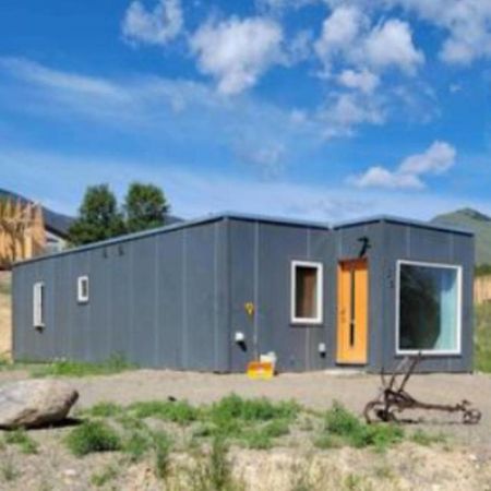 Karkens Container Home Salmon Екстериор снимка