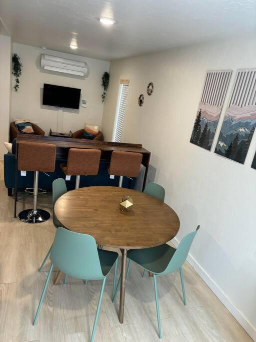 Karkens Container Home Salmon Екстериор снимка